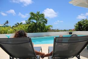 Tropical Ivy - a Peaceful Getaway in St Maarten