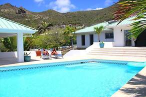 Tropical Ivy - a Peaceful Getaway in St Maarten