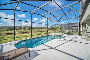 Stunning Villa! Sweeping Views of Florida Nature and Fantastic Game Ro