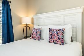 Stunning Villa! Sweeping Views of Florida Nature and Fantastic Game Ro