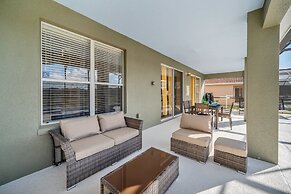 Stunning Villa! Sweeping Views of Florida Nature and Fantastic Game Ro