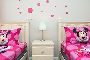 Stunning Villa! Sweeping Views of Florida Nature and Fantastic Game Ro