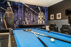 Stunning Villa! Sweeping Views of Florida Nature and Fantastic Game Ro