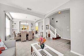 Stunning Villa! Sweeping Views of Florida Nature and Fantastic Game Ro