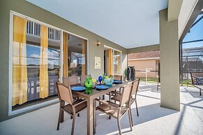 Stunning Villa! Sweeping Views of Florida Nature and Fantastic Game Ro