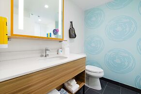 Tru by Hilton Chapel Hill