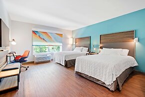 Tru by Hilton Chapel Hill