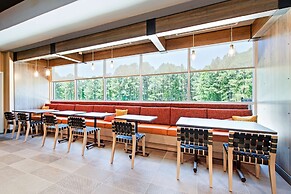 Tru by Hilton Chapel Hill