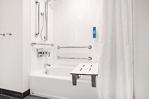 Tru by Hilton Chapel Hill