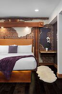 The Horton Hotel and Rooftop Lounge