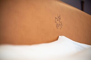 The Horton Hotel and Rooftop Lounge