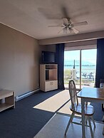 Richter Pass Beach Resort