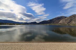 Richter Pass Beach Resort