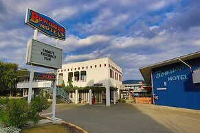 Bowmont Motel