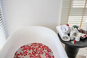 Akra Collection Layan Hideaway Villas