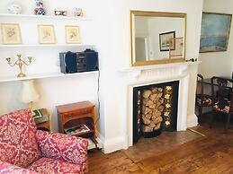 Entire Cottage Style Flat in Heart of Wallingford