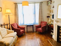 Entire Cottage Style Flat in Heart of Wallingford