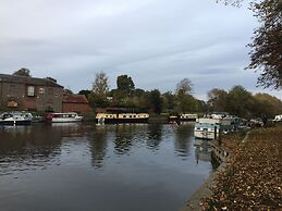 Entire Cottage Style Flat in Heart of Wallingford