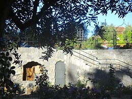Tranquil Gaden Cottage Near Pdrogao Grande