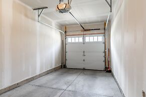 GLOBALSTAY. Modern Townhomes on Lake Ontario