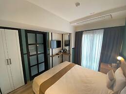 Fragments Hotel