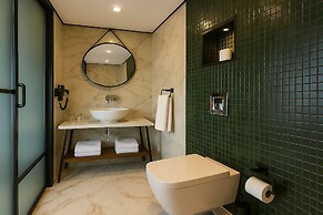 Fragments Hotel