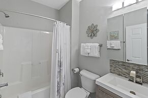 Arbor Trace #524 2 Bedroom Condo by RedAwning