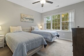 Arbor Trace #524 2 Bedroom Condo by RedAwning