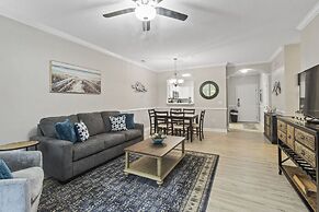 Arbor Trace #524 2 Bedroom Condo by RedAwning