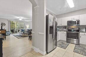 Arbor Trace #524 2 Bedroom Condo by RedAwning