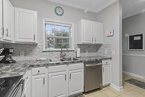 Arbor Trace #524 2 Bedroom Condo by RedAwning