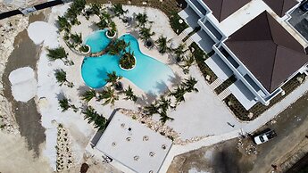 Blue Bay | The Reef