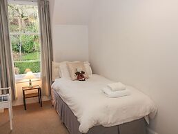 6 Coltbridge Gardens