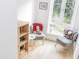 6 Coltbridge Gardens