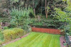 6 Coltbridge Gardens