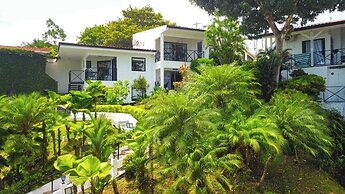 Villa Roca Boutique Resort & Suites-ADULT ONLY