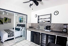 Villa Roca Boutique Resort & Suites-ADULT ONLY