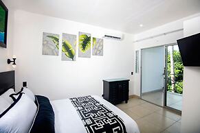 Villa Roca Boutique Resort & Suites-ADULT ONLY