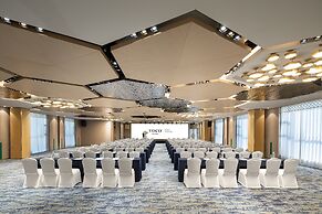 voco Xi'an Etdz by IHG