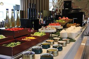 voco Xi'an Etdz by IHG