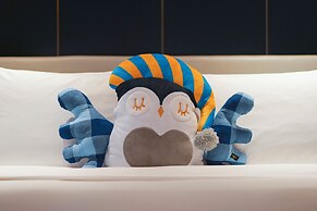 voco Xi'an Etdz by IHG