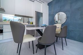 Cayman Luxury Rentals at The Grove