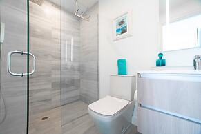 Cayman Luxury Rentals at The Grove