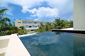 Cayman Luxury Rentals at The Grove