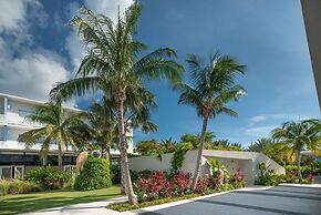 Cayman Luxury Rentals at The Grove