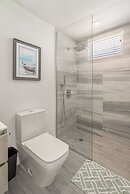 Cayman Luxury Rentals at The Grove