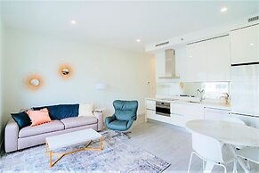 Cayman Luxury Rentals at The Grove