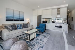 Cayman Luxury Rentals at The Grove