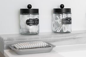 Cayman Luxury Rentals at The Grove