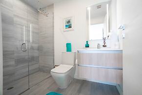 Cayman Luxury Rentals at The Grove